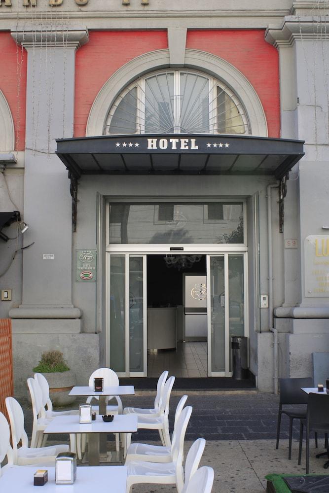 Hotel Ferdinando II Naples Exterior photo