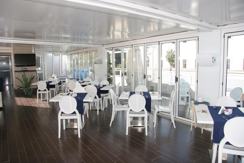 Hotel Ferdinando II Naples Exterior photo