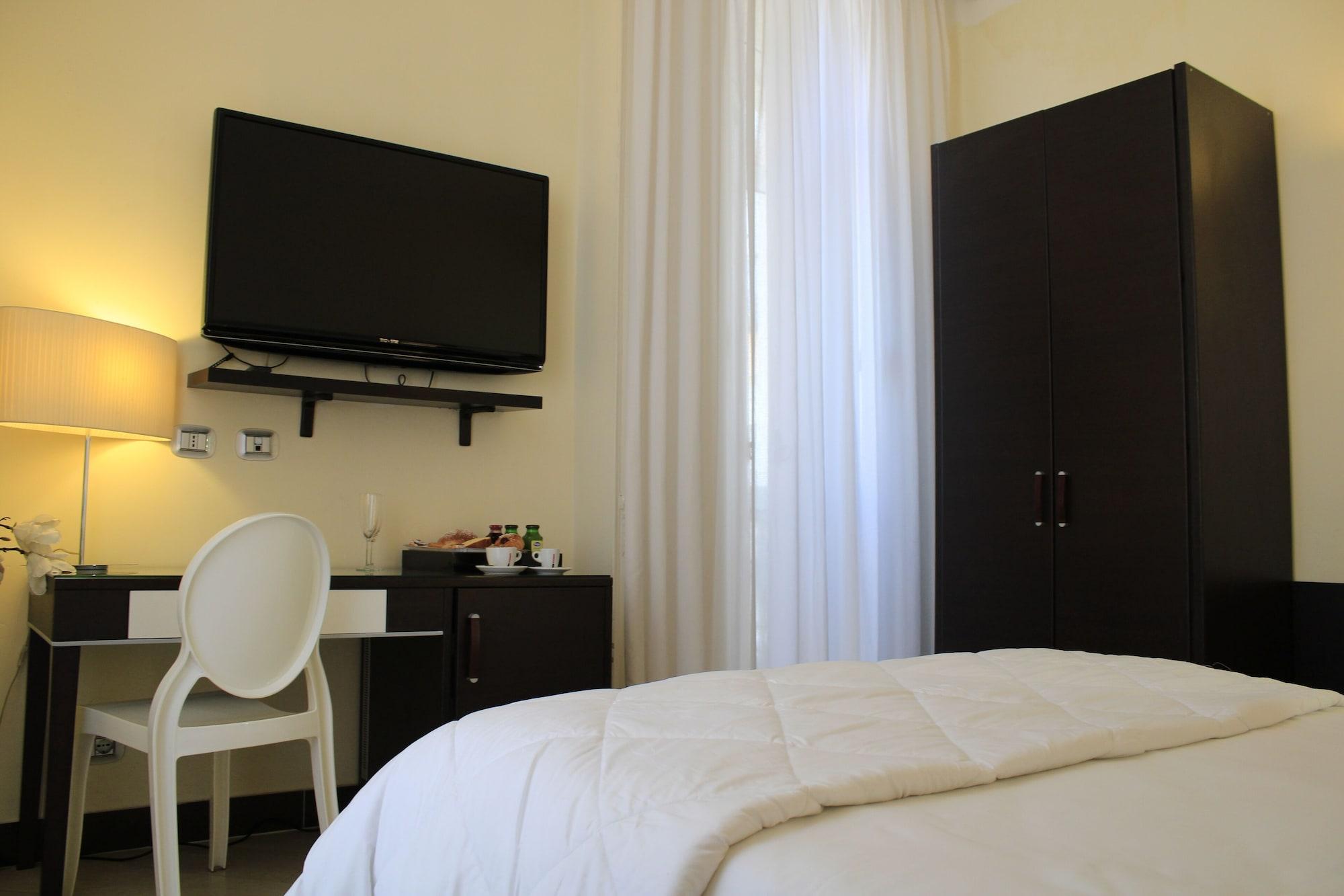Hotel Ferdinando II Naples Exterior photo